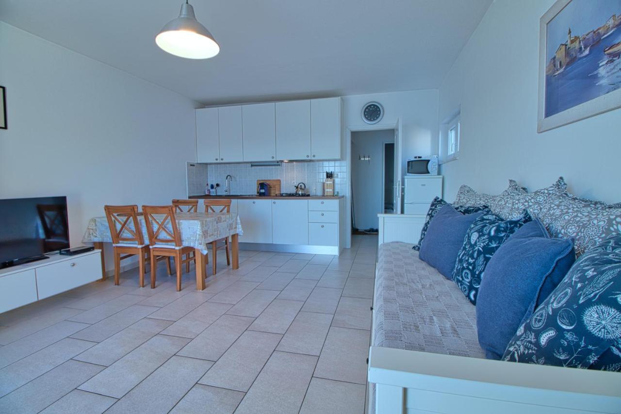 Apartments Podvorac Tribunj  Luaran gambar